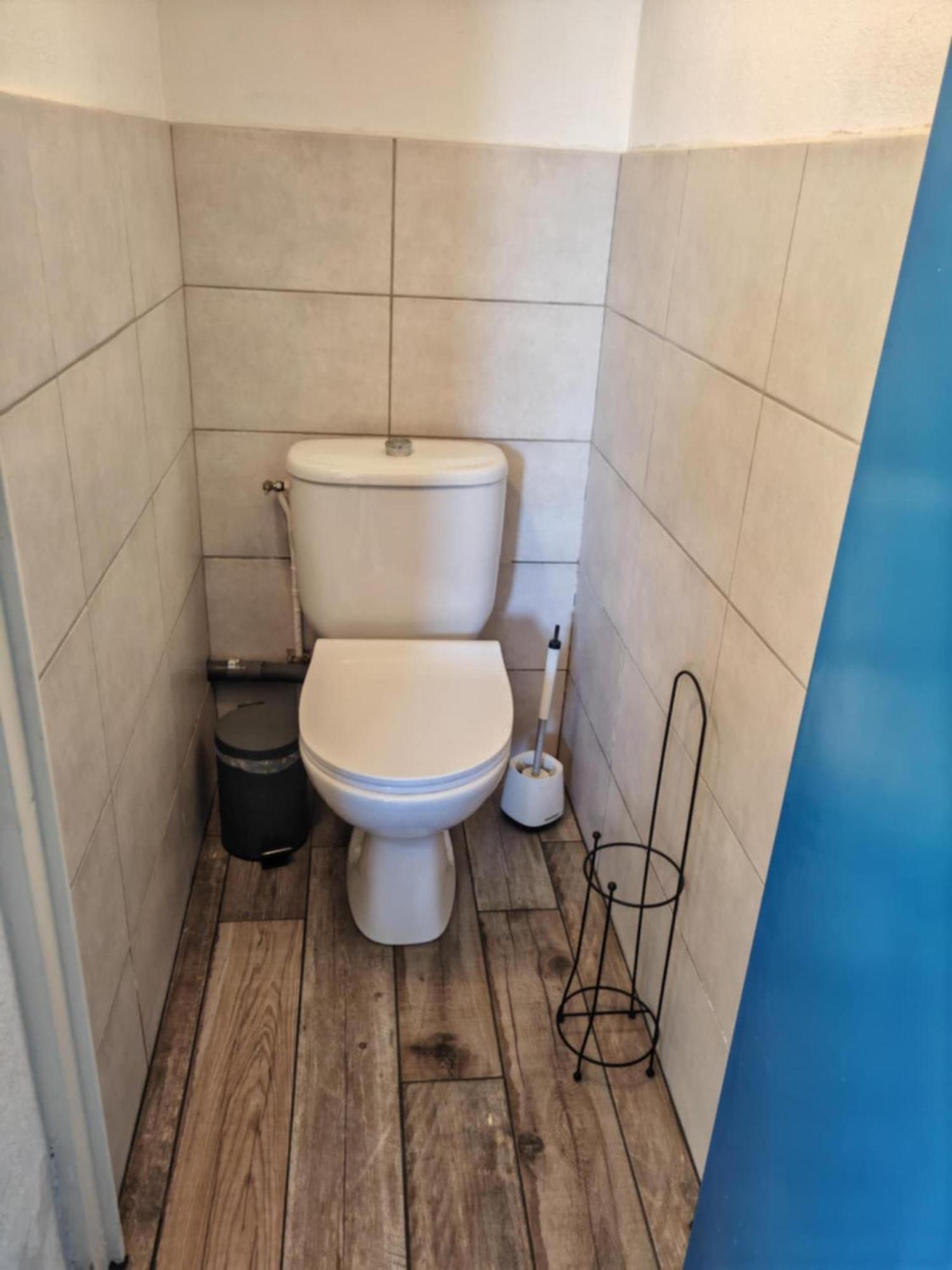Maison 100M De La Plage Avec Parking Securise Plus Fibre Optique Internet Вальрас-Пляж Экстерьер фото